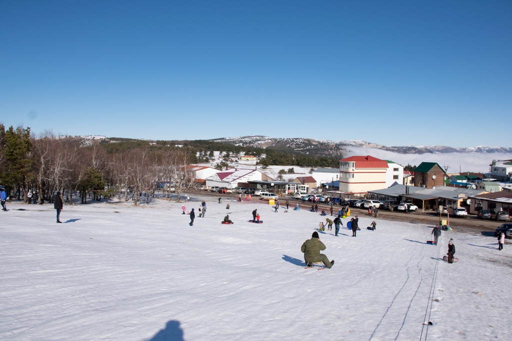 Поселок Охотничий - место катания крымчан и гостей полуострова. Фото:пресс-служба администрации Ялты