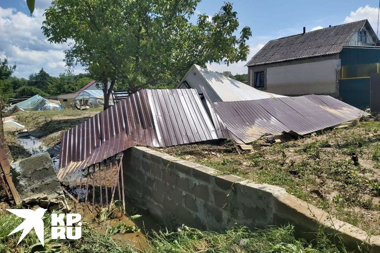Вода сносила постройки как спичечные коробки.