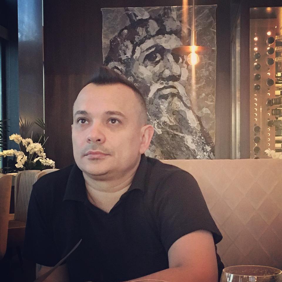 Новому избраннику 33-летней Полины 47 лет.